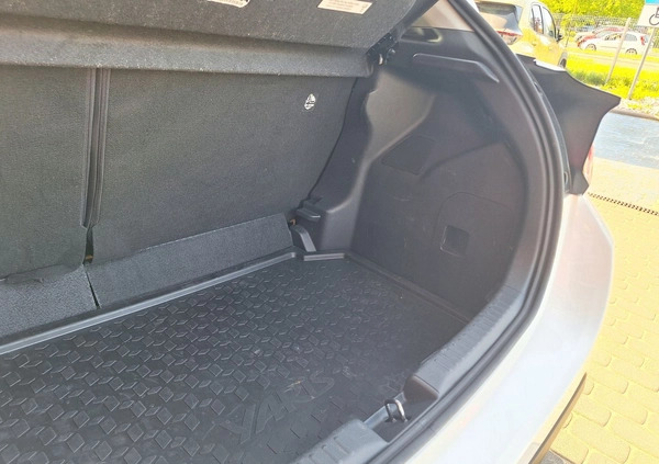 Toyota Yaris cena 82900 przebieg: 22725, rok produkcji 2022 z Podkowa Leśna małe 596